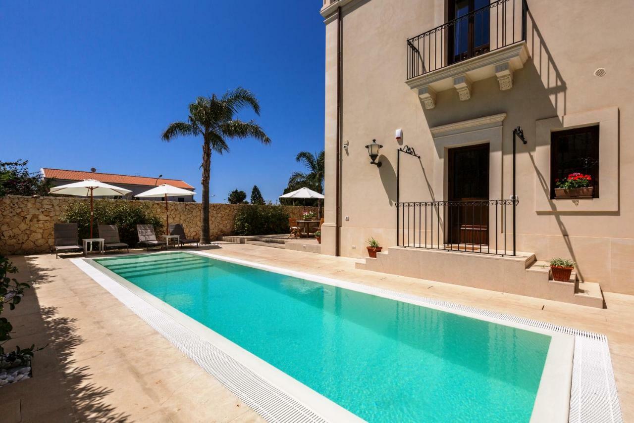 Villa Raphael Avola Dış mekan fotoğraf