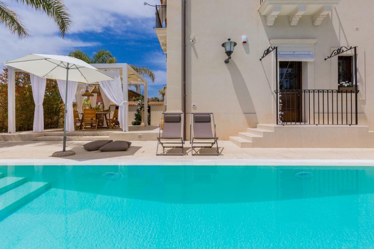 Villa Raphael Avola Dış mekan fotoğraf