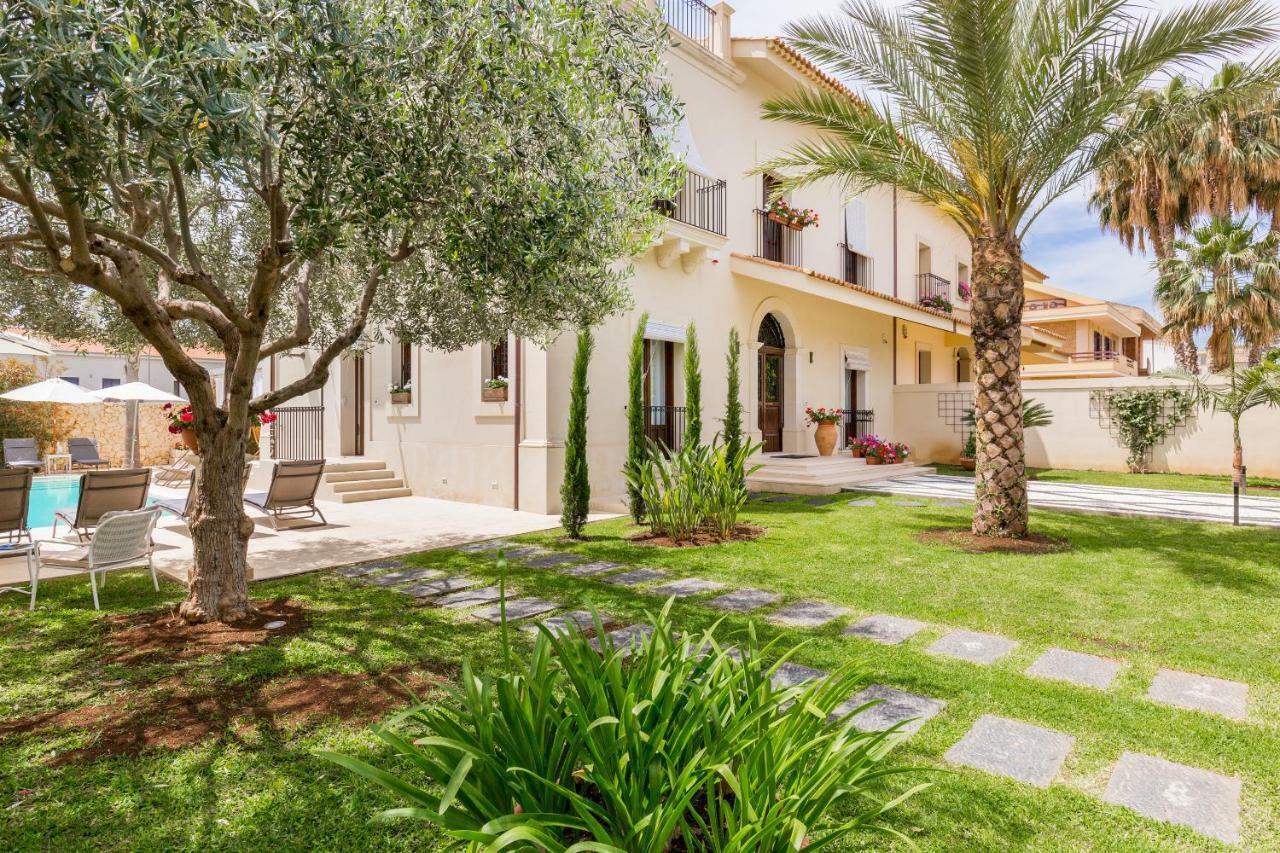 Villa Raphael Avola Dış mekan fotoğraf